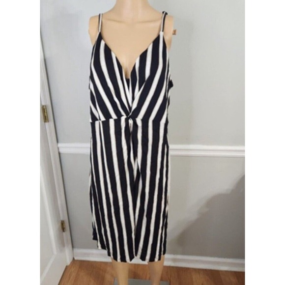 H&M Black& White With Tan Stripe Dress Size Small Sleeveless - Picture 5 of 5